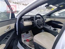 بی وای دی Qin Plus